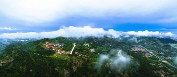 通弘网  日照市岚山区:叠嶂矗霄真如画，天成景色即蓬瀛
