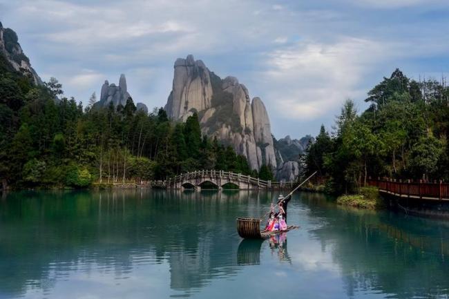 “美丽中国之旅·2025优秀文旅品牌推广大会”在渝成功举办（一）