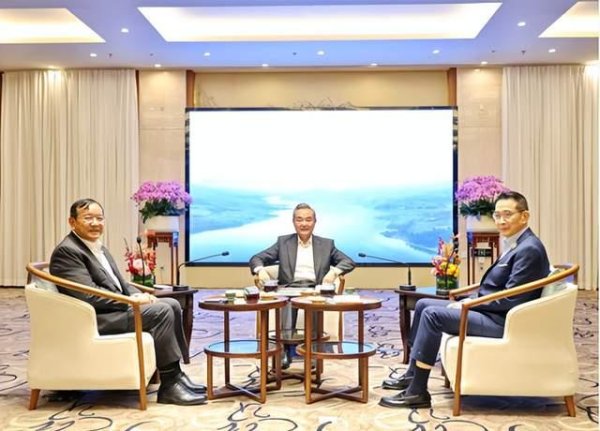 策略股 中方用一盏茶的功夫，帮东盟拔了个“不定时炸弹”，柬泰出言感谢